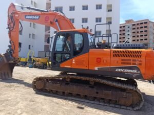 Doosan DX255LC